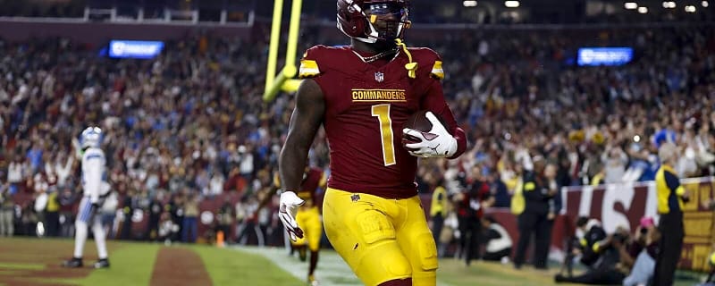 Watch Commanders’ Deebo Samuel become first player to score a TD in Madrid