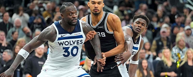 Timberwolves’ Julius Randle posterizes Victor Wembanyama at the buzzer