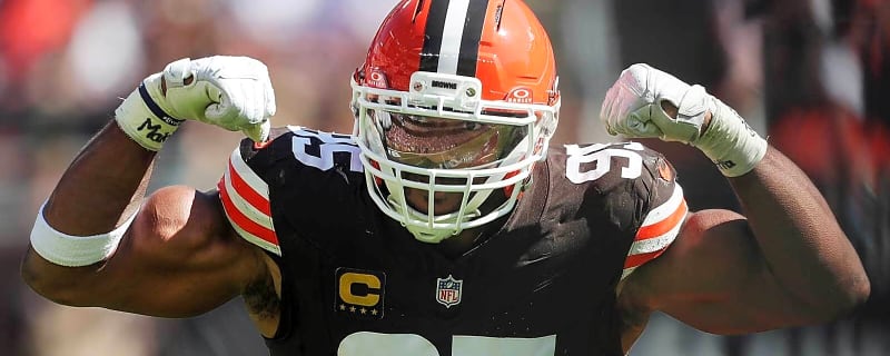 Lawrence Taylor reacts to Browns’ Myles Garrett breaking his NFL record