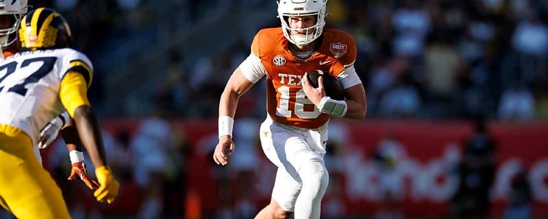 Where experts rank Arch Manning, Texas for 2026