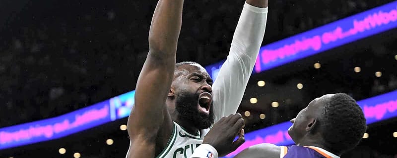 Jaylen Brown’s honest reaction to Celtics crowd gesture in 41-point game vs. Suns