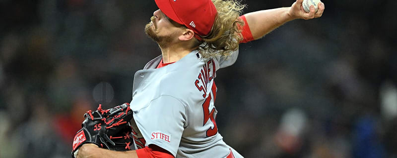 Cardinals’ reliever gets update after injury scare vs. Brewers