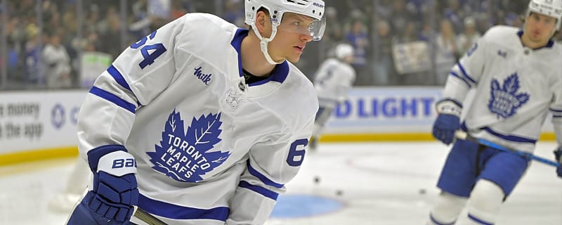 Canucks, David Kampf agree to $1.1 million contract