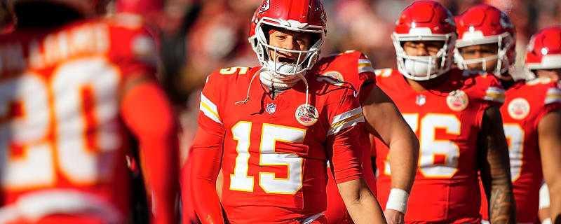 Chiefs’ Patrick Mahomes breaks silence on being cleared after knee surgery
