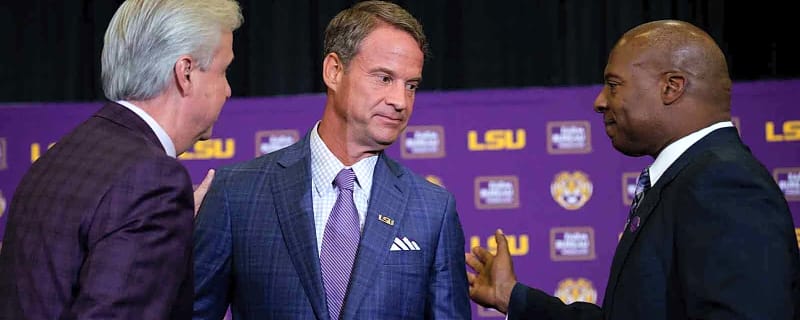 LSU loses major weapon after WR’s transfer portal addition