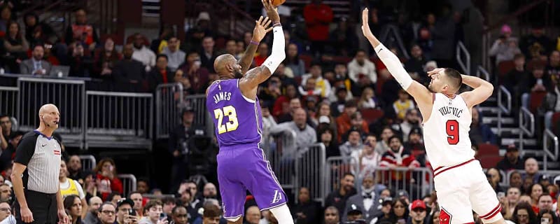 Billy Donovan laments Nikola Vucevic’s usage in loss to Lakers