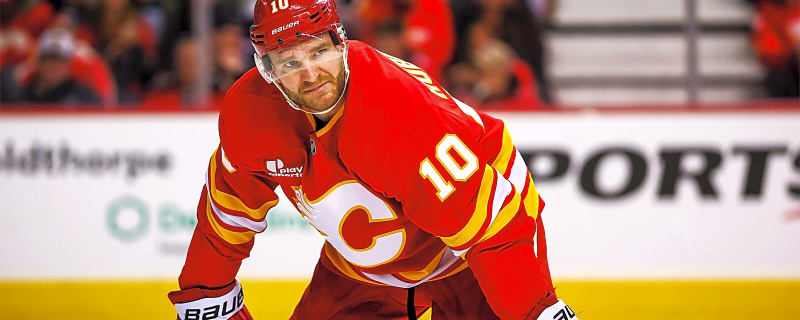 Flames’ Jonathan Huberdeau provides positive injury update following hip surgery