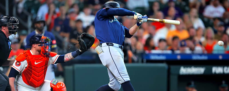 Mariners’ Brendan Donovan hits concussion IL after batting cage incident