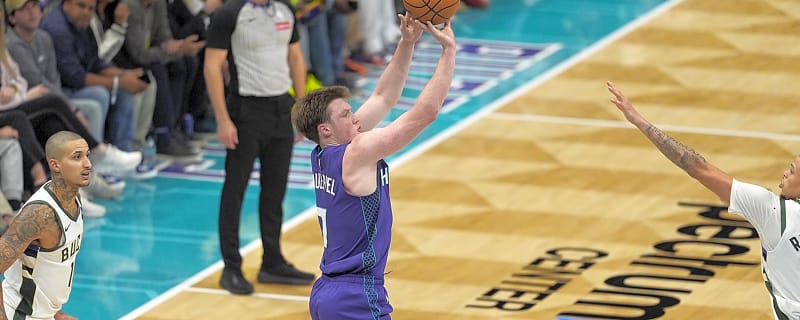 Reggie Miller throws out bold claim on Hornets’ Kon Knueppel surpassing Stephen Curry