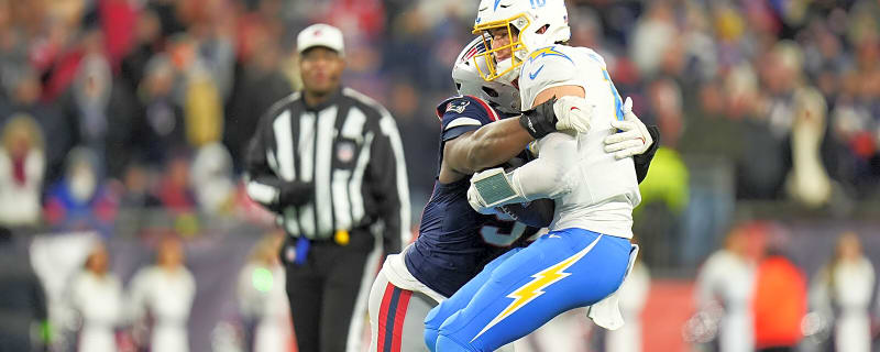 Patriots’ Milton Williams leaves Mike Vrabel bloody after game-ending sack celebration