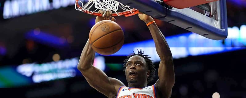 Knicks forward OG Anunoby nails putback slam over Joel Embiid