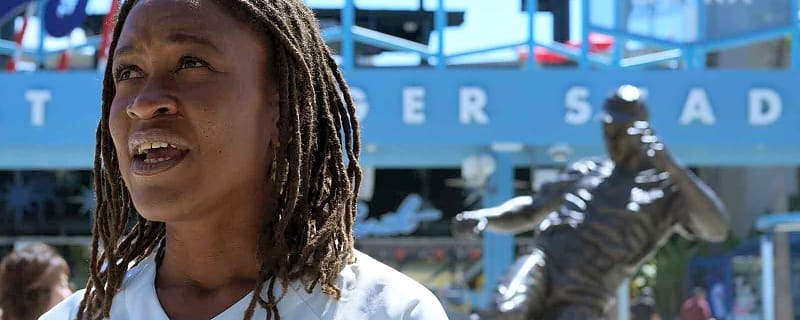 Watch Jackie Robinson’s grandchild throws out 1st pitch before Dodgers-Mets game