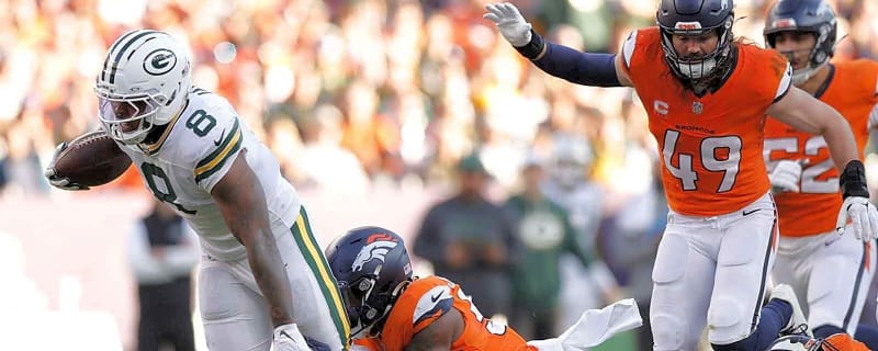 Packers RB Josh Jacobs took another hit to injured knee during Broncos game