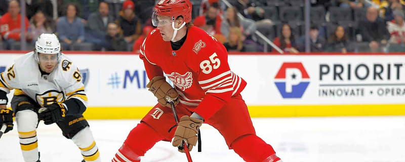 Red Wings’ Steve Yzerman vocal on trading Elmer Soderblom to Penguins