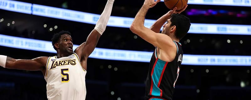 The ‘contagious’ effect Deandre Ayton thinks Lakers need more of