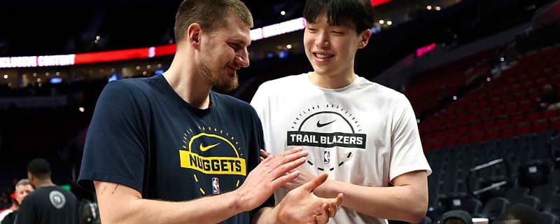 Blazers’ Yang Hansen links up with Nikola Jokic before Nuggets showdown