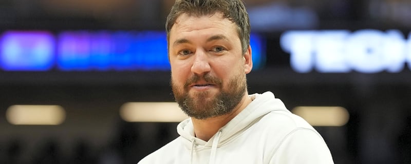 Liberty hiring Warriors assistant as Sandy Brondello head coach replacement