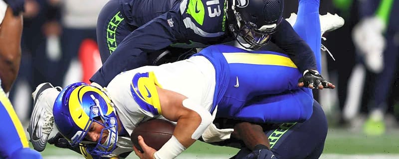 Ernest Jones IV rolls up to NFC Championship press conference in style