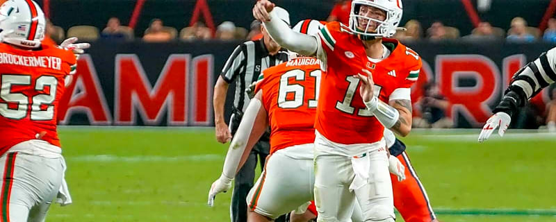 Watch Carson Beck connect with OL Francis Mauigoa for big man TD vs. Syracuse