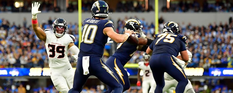 Chargers’ Justin Herbert reveals why he kept targeting rookie TE despite drops