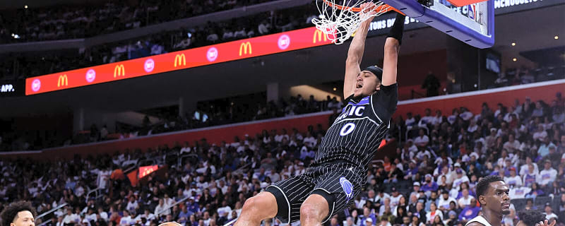 Magic stun No. 1 seed Pistons on the road in Game 1 of playoff matchup