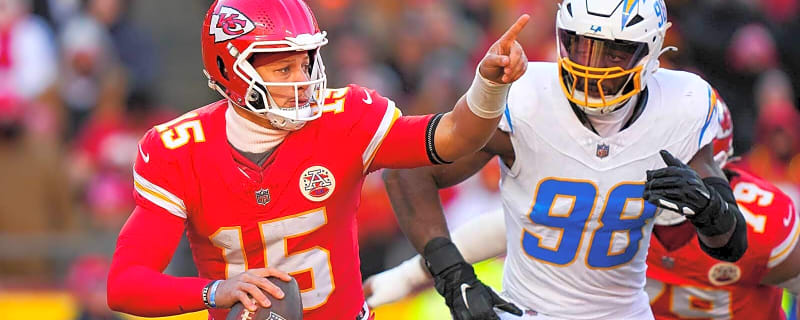 Chiefs’ Patrick Mahomes gets new superstar weapon in Peter Schrager’s mock draft