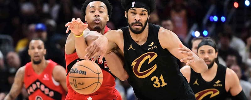 Magic Johnson shares honest East take amid Kawhi Leonard-Raptors trade holdup