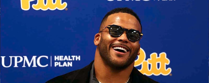 Aaron Donald literally shoves Pat McAfee after Notre Dame prediction