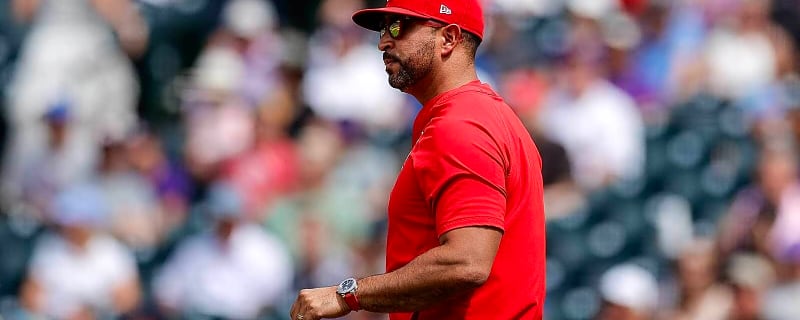 Cardinals allow 3 pitchers to hit free agency