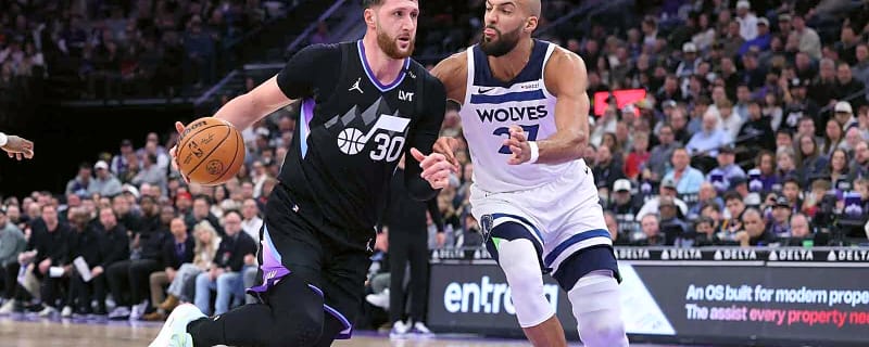 Timberwolves center Rudy Gobert’s wild Eurostep has to be seen to be believed