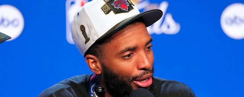 Knicks’ Mikal Bridges toasts ‘ultimate savage’ for guarding Victor Wembanyama in Game 5
