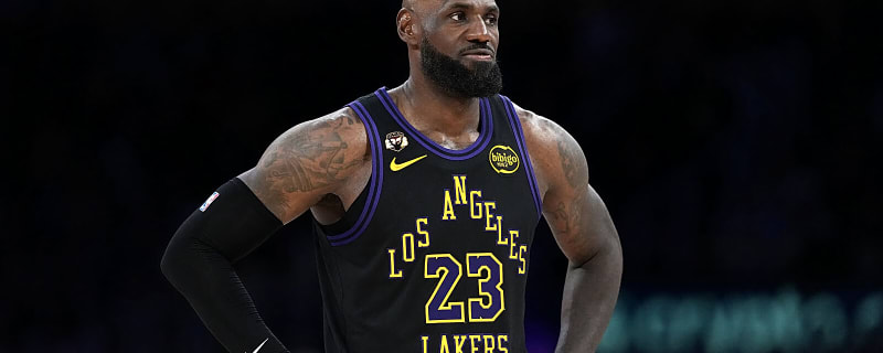 LeBron James gets initial status update for Bulls-Lakers clash