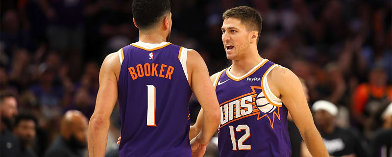 Devin Booker dishes on Suns’ surprising breakout star