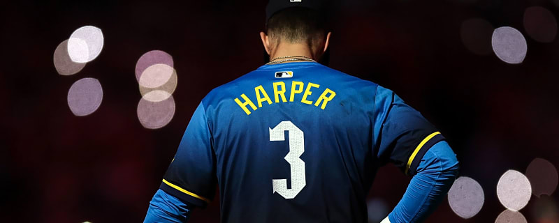 Why the Phillies should not trade Bryce Harper