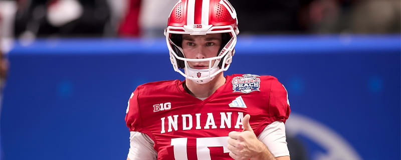 Raiders’ Mark Davis at National Championship game to scout Fernando Mendoza