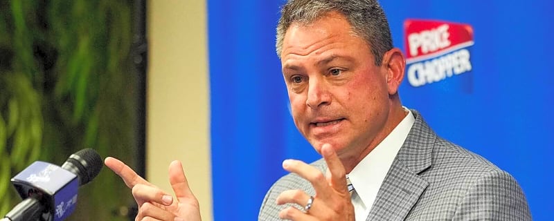 Royals make sneaky move on World Series champion pitcher