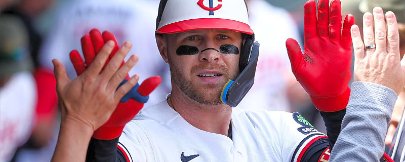 Twins lose catcher to IL after optioning Royce Lewis