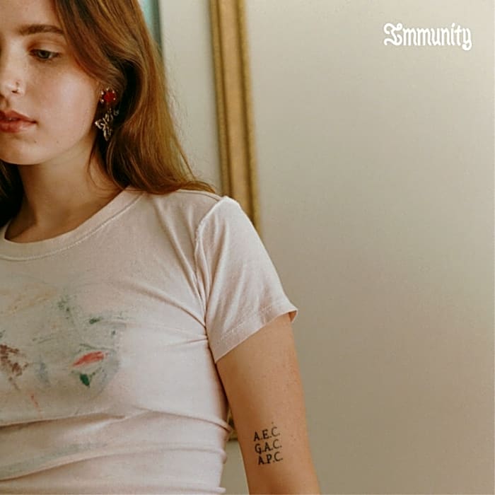 Clairo – “Bags”