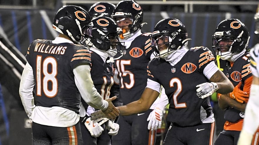 Ben Johnson weighs in on the 'emotional' decision to trade DJ Moore and ways the Bears can look to replace him in 2026