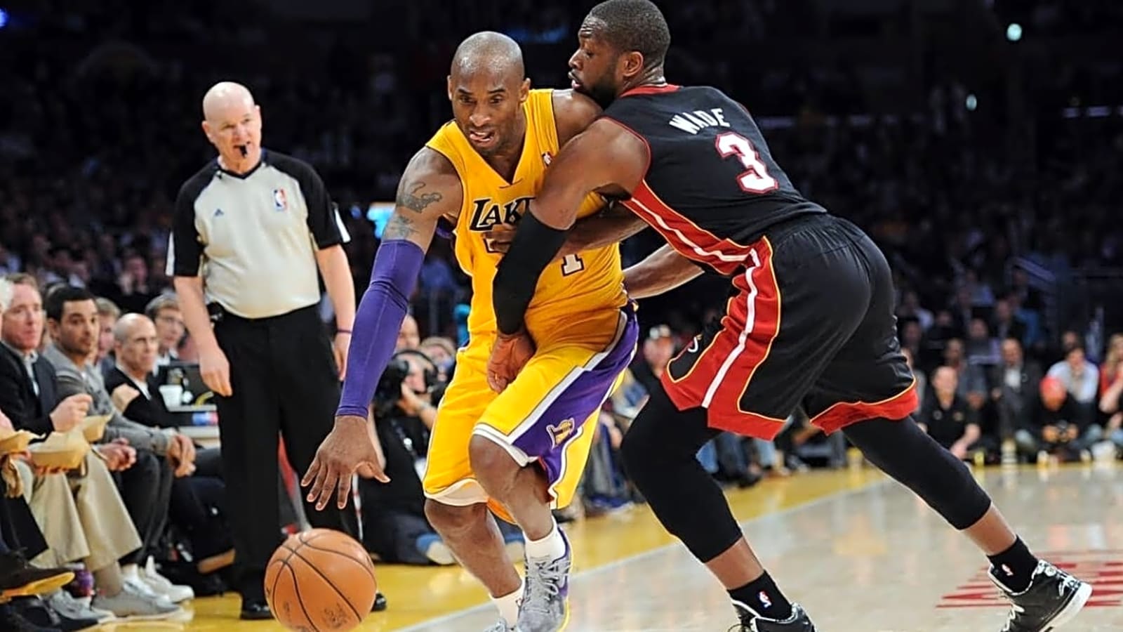 'Kobe  Didn&#39;t Play Well': Dwyane Wade Discredits Lakers Legend; Says Pau Gasol Deserved 2010 NBA Finals MVP