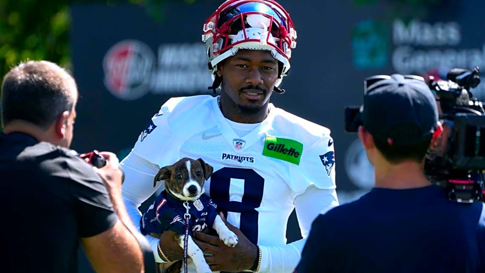 Stefon Diggs’ First Patriots Highlight Is an Epic Puppy Pursuit