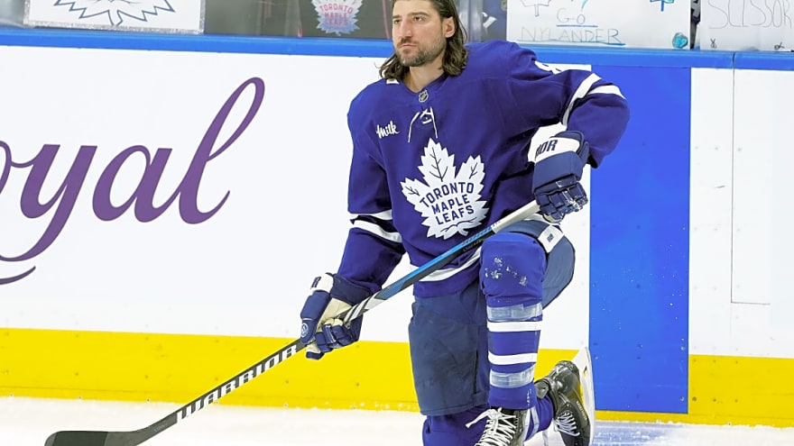 Maple Leafs Share Chris Tanev Injury Update Before Lightning Game