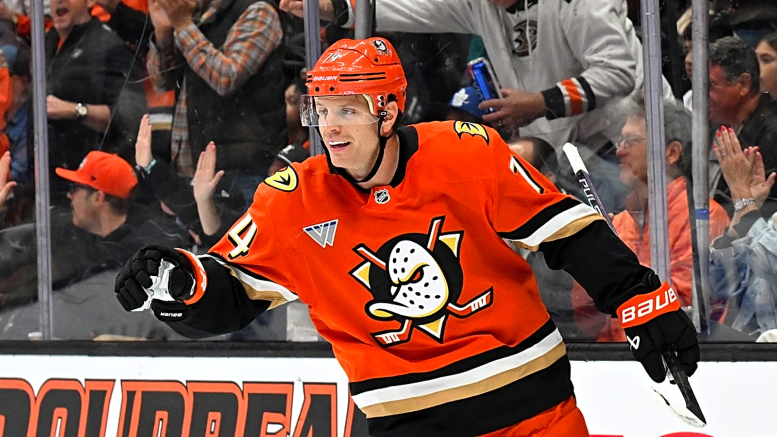 Making an impact, John Carlson accomplishes career first with Ducks