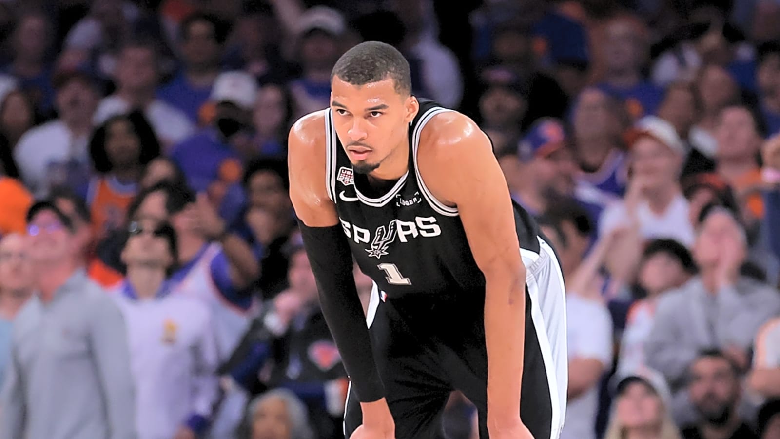 Knicks fans threw things at Victor Wembanyama after Game 4 win
