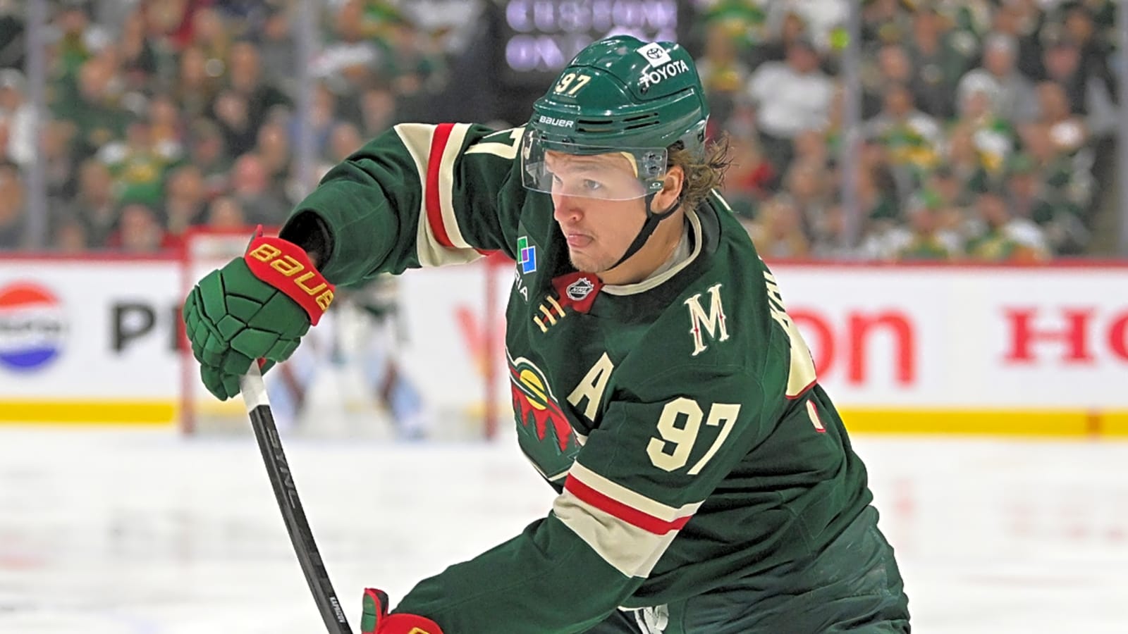Insider Makes 3 Bold Predictions Regarding Kirill Kaprizov