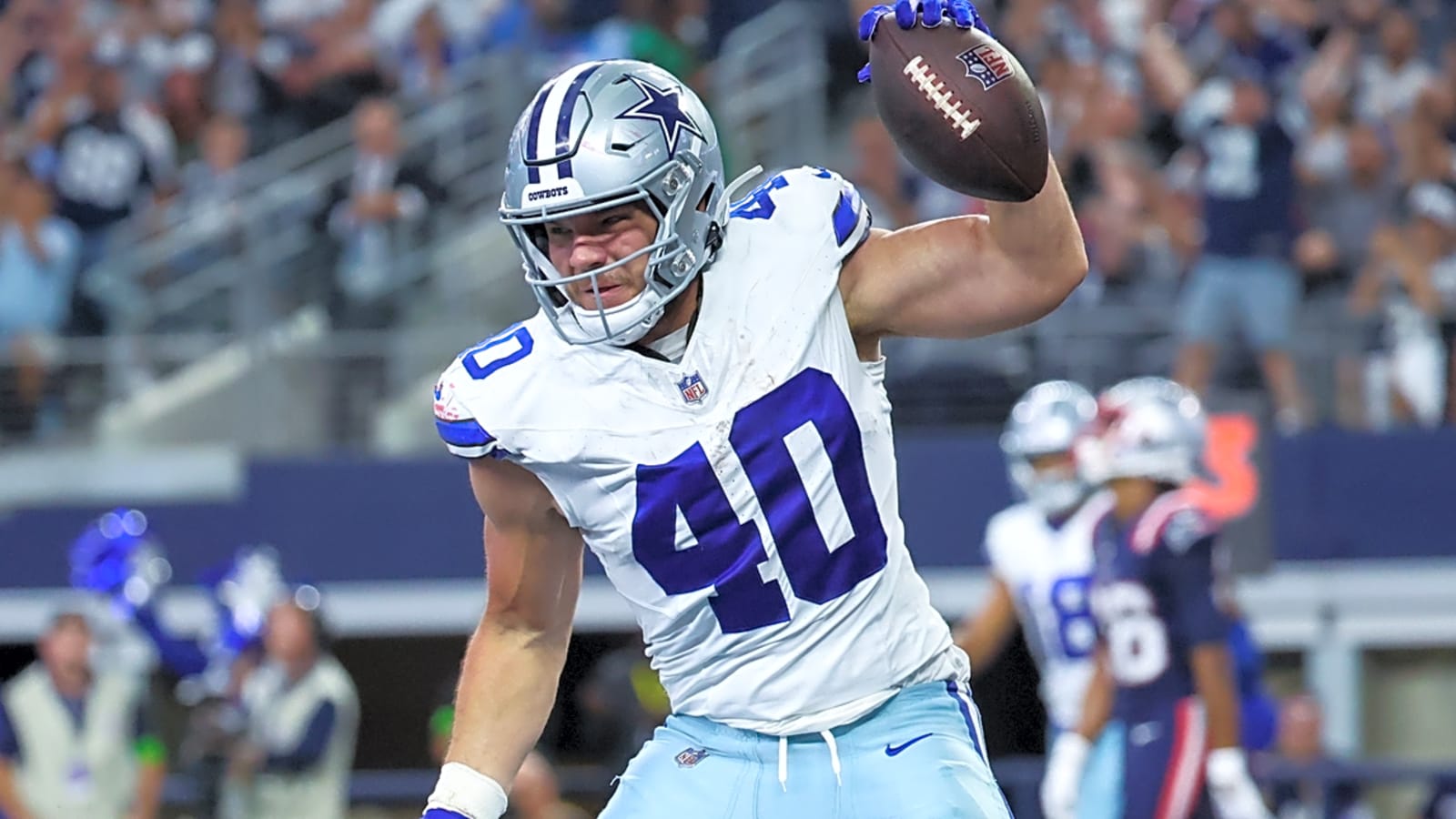 Cowboys extend another 'core' player after trading Micah Parsons