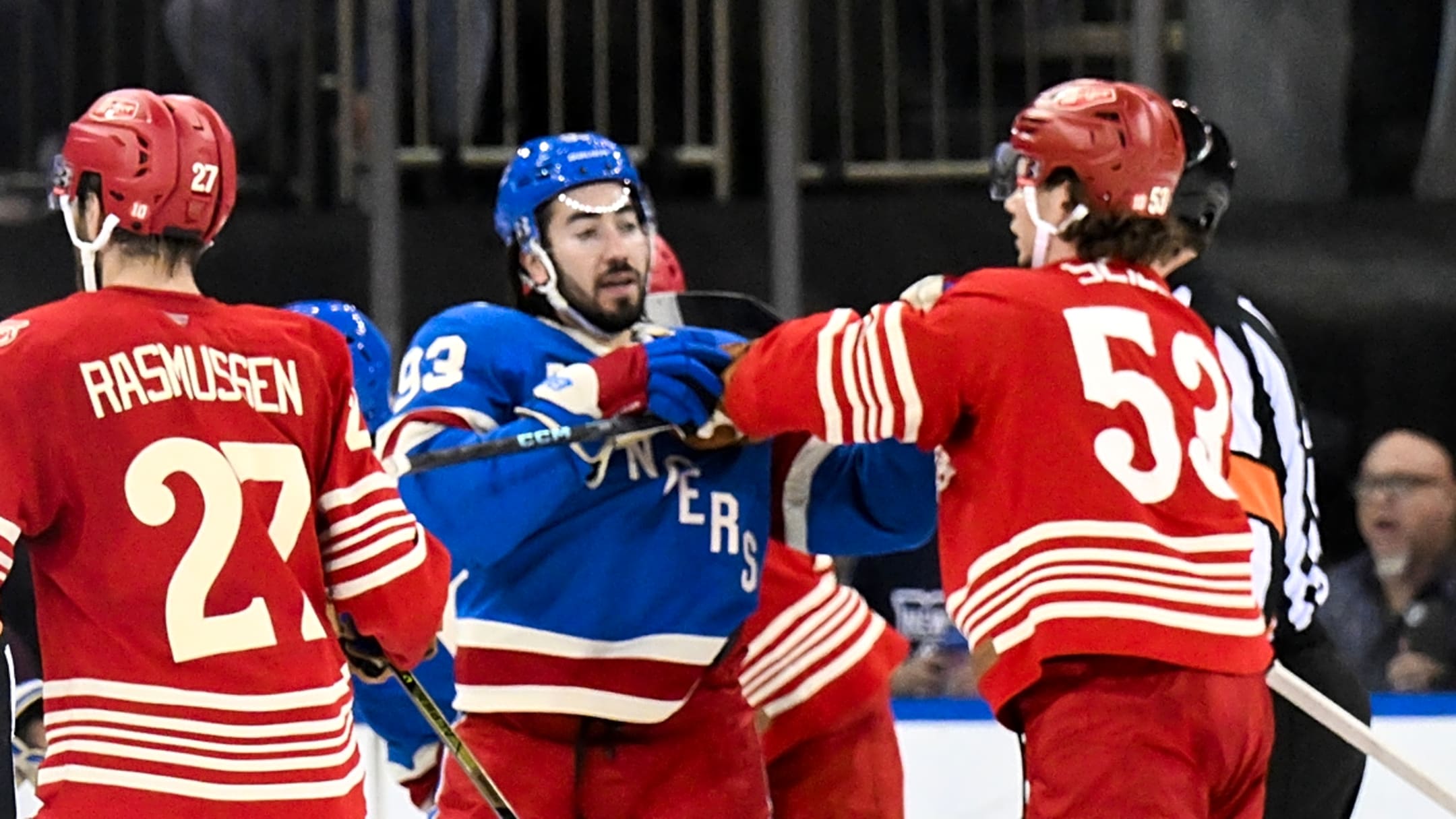 Chaos unfolds as benches empty following Rangers-Red Wings game