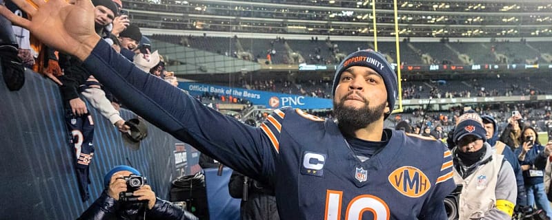 Caleb Williams dunks on his doubters after leading Bears to playoffs