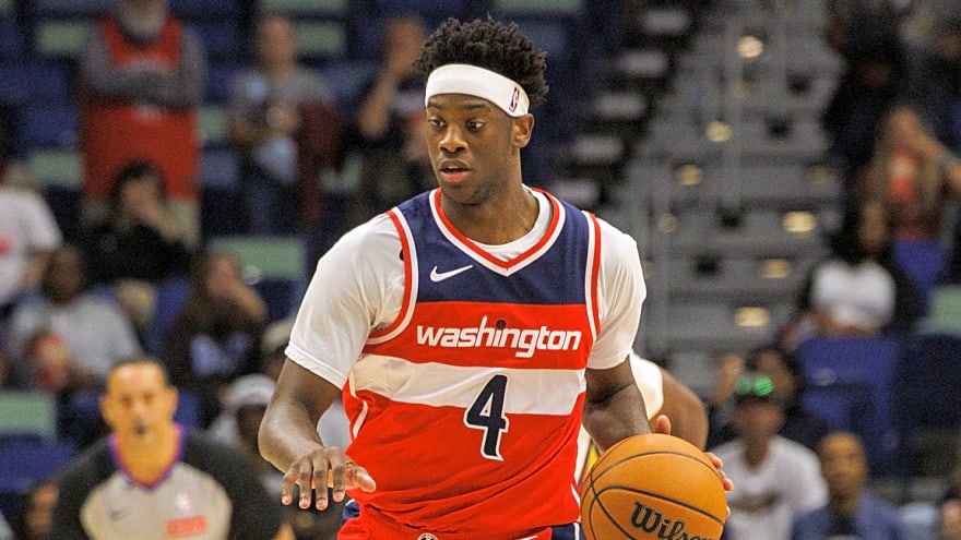 Cavs vs. Wizards halftime dribbles
