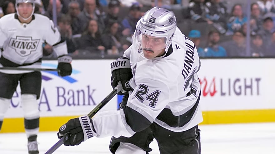 Canadiens players take firm stance on Phillip Danault trade